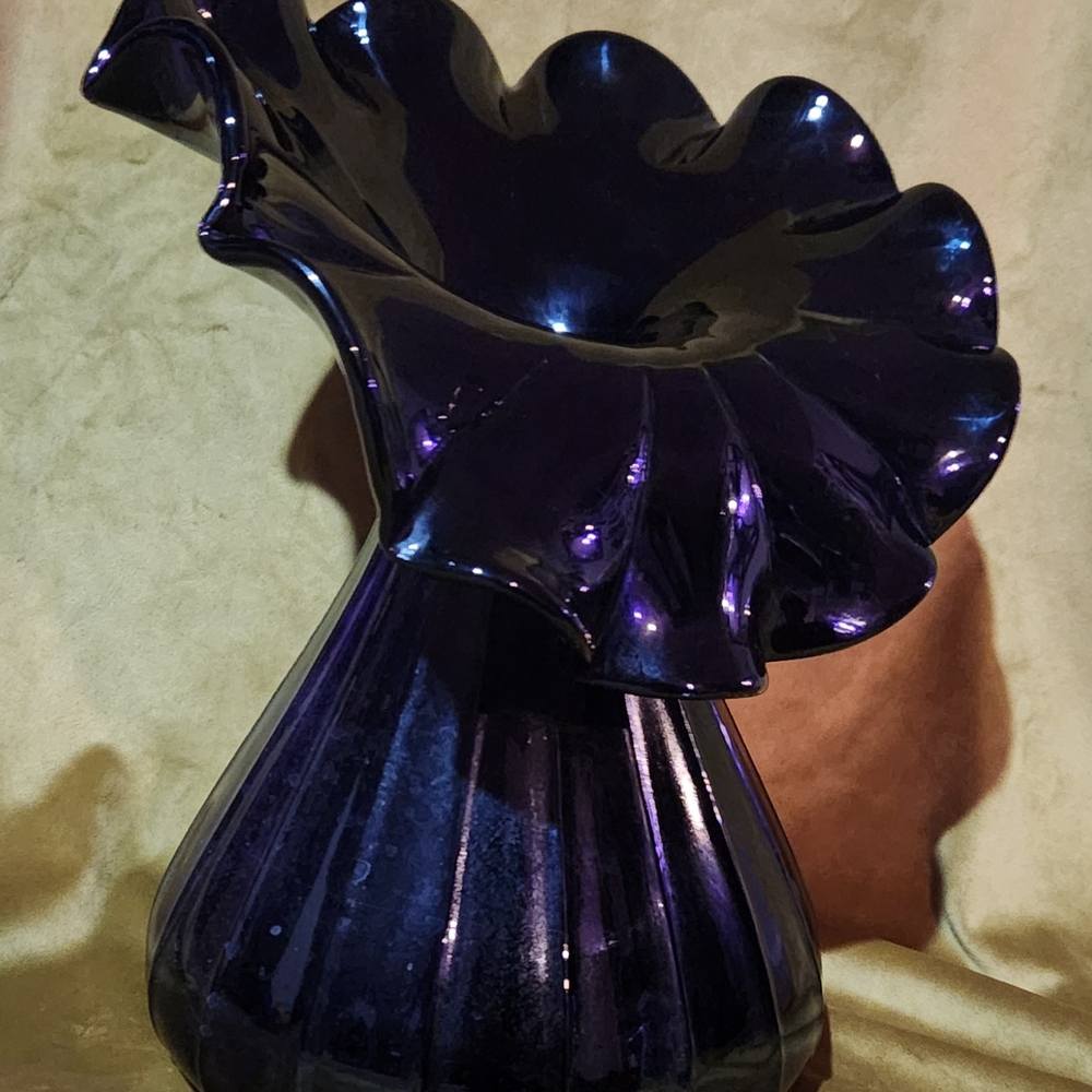 Black Amethyst Jack In The Pulpit Vase